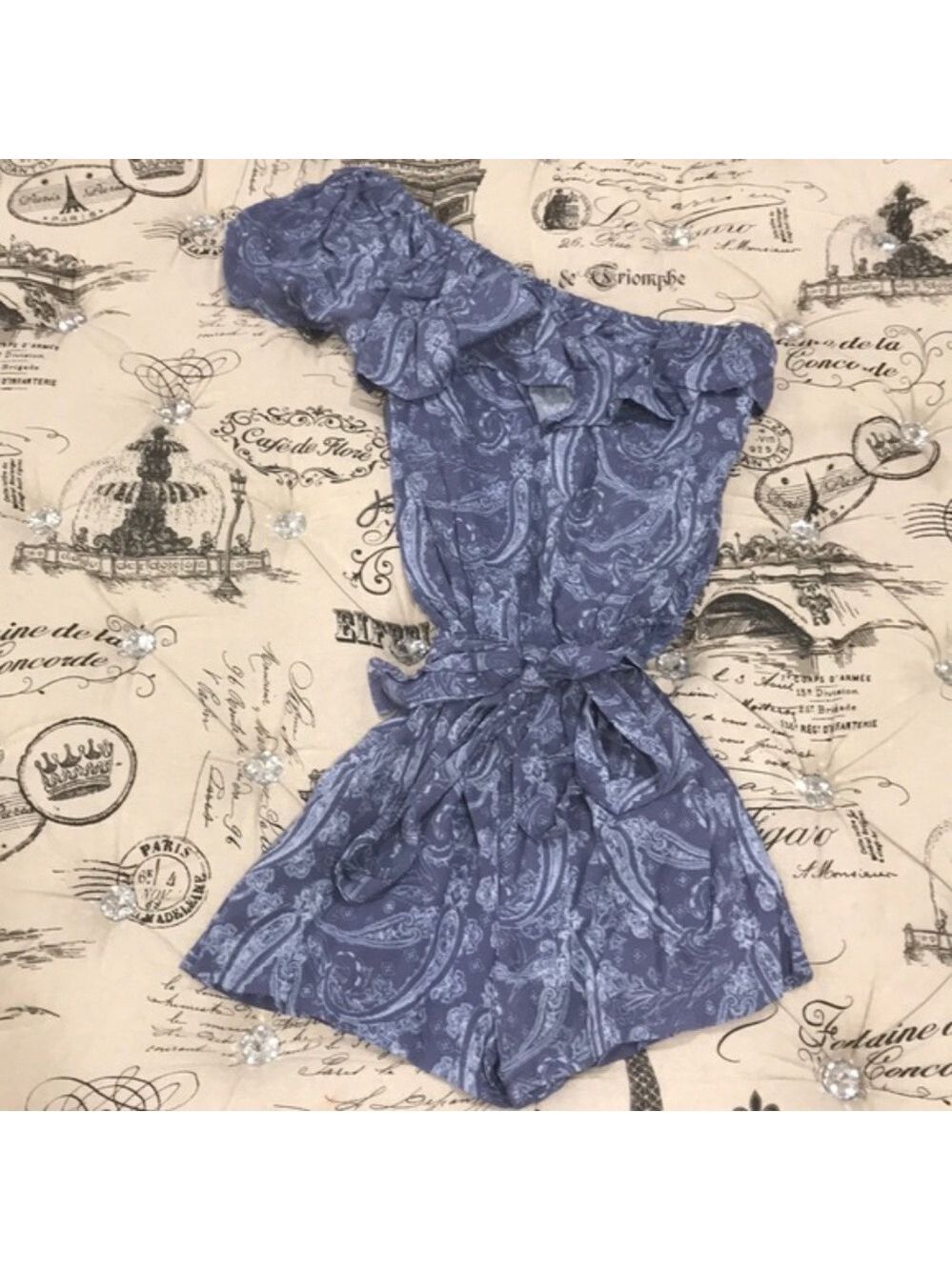 Mimi Chica Ruffle One-Shoulder Romper - Picture 3 of 5